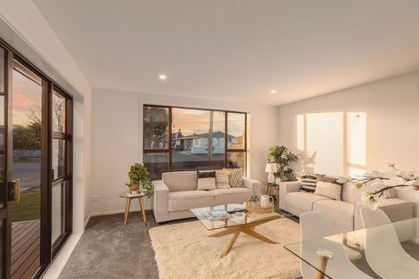 Photo of property in 185 Bowhill Road, New Brighton, Christchurch, 8083