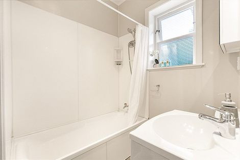 Photo of property in 53 Rautara Street, Orakei, Auckland, 1071