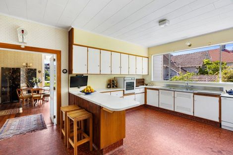 Photo of property in 501 Shakespeare Terrace, Bluff Hill, Napier, 4110
