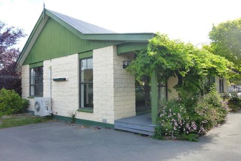 Photo of property in 137 Hawthornden Road, Avonhead, Christchurch, 8042