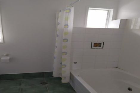 Photo of property in 1/10 Juniper Road, Sunnynook, Auckland, 0620