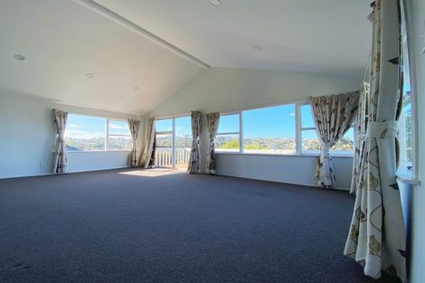 Photo of property in 1/28 Rangitoto Terrace, Milford, Auckland, 0620