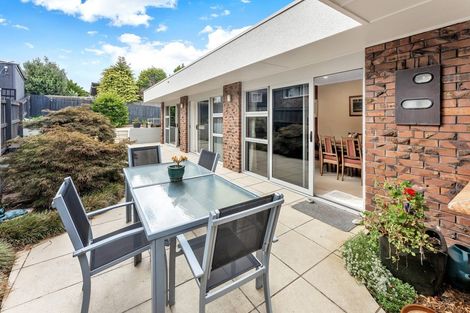 Photo of property in 9 Argo Drive, Half Moon Bay, Auckland, 2012