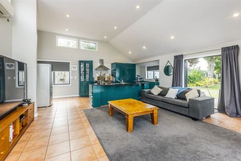 Photo of property in 15 Glen Avenue, Papatoetoe, Auckland, 2025