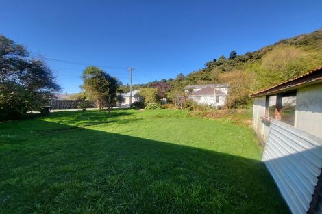 Photo of property in 94 Marlborough Street, Greymouth, 7805