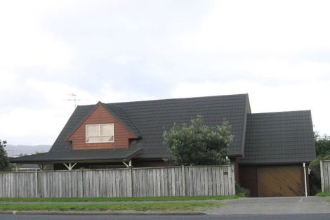 Photo of property in 100a Tutere Street, Waikanae Beach, Waikanae, 5036