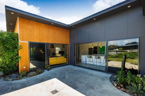 Photo of property in 300 Cambridge Avenue, Ashhurst, 4810