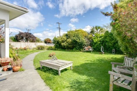 Photo of property in 63 Avondale Road, Taradale, Napier, 4112