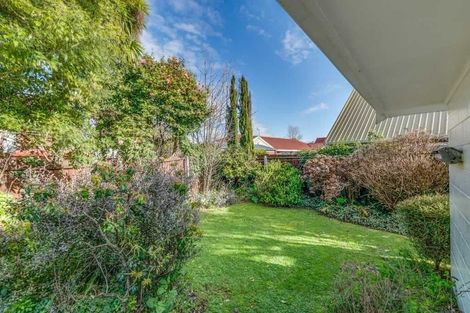 Photo of property in 8 Parkinson Place, Ilam, Christchurch, 8041