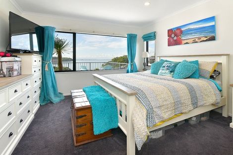 Photo of property in 16 Double Bay Place, Army Bay, Whangaparaoa, 0930