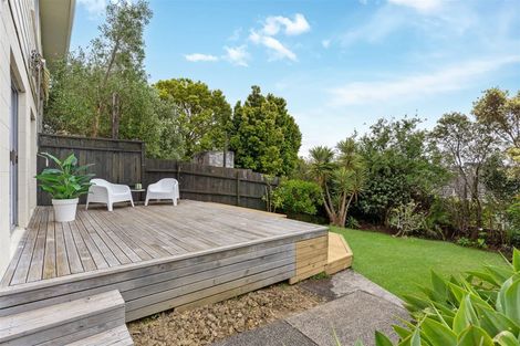 Photo of property in 1/50a Target Road, Totara Vale, Auckland, 0629