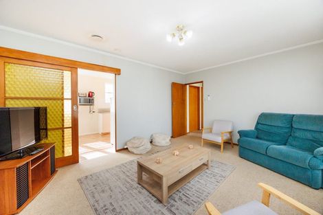 Photo of property in 17 Cavendish Crescent, Awapuni, Palmerston North, 4412