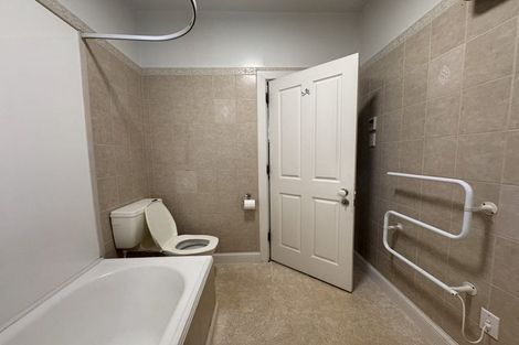 Photo of property in 30 Hamilton Avenue, Ilam, Christchurch, 8041