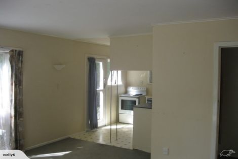 Photo of property in 15a Rakeiora Grove, Korokoro, Lower Hutt, 5012