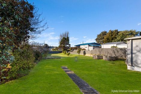 Photo of property in 12 Toi Street, Tawhero, Whanganui, 4501