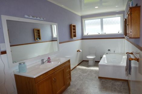 Photo of property in 167 Studholme Street, Morrinsville, 3300