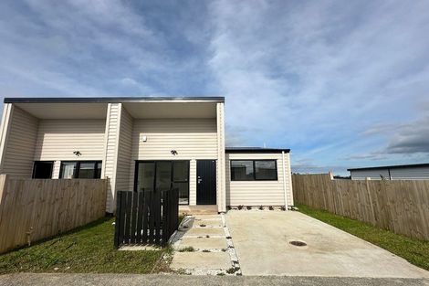 Photo of property in 15b Poruru Close, Papakura, 2110