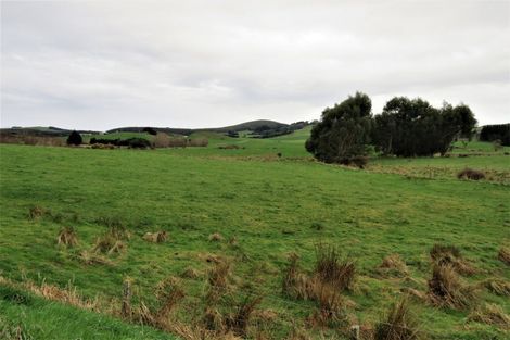 Photo of property in 9 Neill Road, Tokanui, 9884