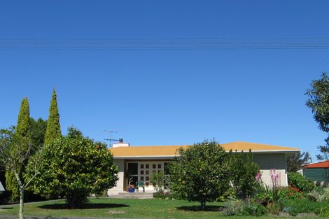 Photo of property in 6 Leon Street, Riverdale, Gisborne, 4010