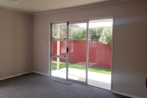 Photo of property in 51b Gemstone Drive, Birchville, Upper Hutt, 5018