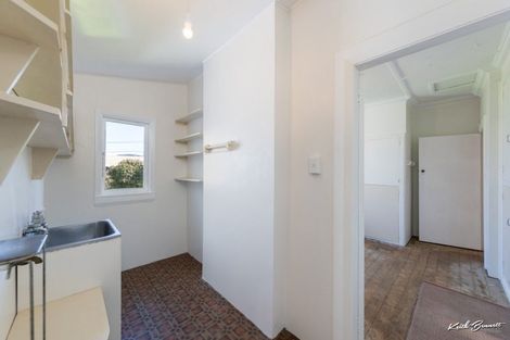 Photo of property in 38 Norton Park Avenue, Fairfield, Lower Hutt, 5011