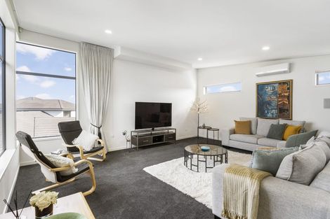 Photo of property in 9 Bayview Park Lane, Orewa, 0931