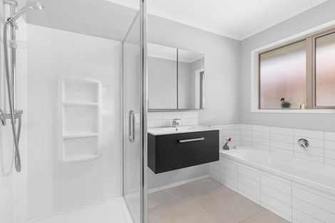 Photo of property in 2 Shearwater Lane, Whitby, Porirua, 5024