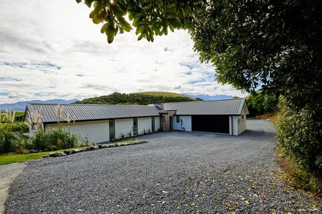 Photo of property in 5 Ingles Drive, Kaikoura Flat, Kaikoura, 7371