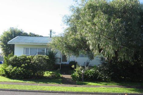 Photo of property in 1 Bedlington Avenue, Manurewa, Auckland, 2102