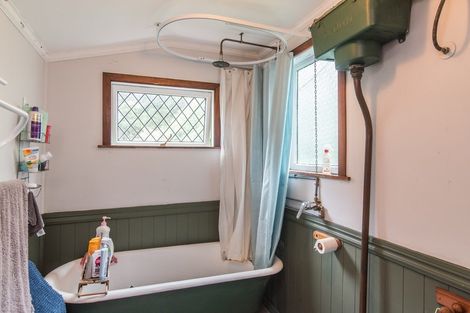 Photo of property in 1 Mortimer Terrace, Aro Valley, Wellington, 6021