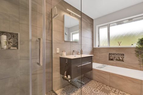 Photo of property in 32 Peacock Place, Swannanoa, Rangiora, 7475