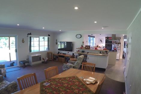 Photo of property in 1646 Teviot Road, Millers Flat, Roxburgh, 9572