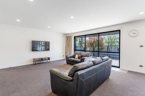 Photo of property in 32 Welsh Road, Winton, 9720