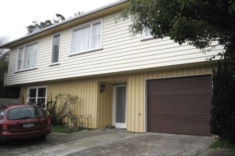 Photo of property in 1 Rakopi Drive, Newlands, Wellington, 6037