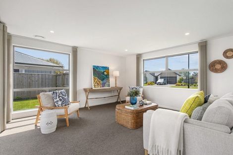 Photo of property in 98 Leistrella Road, Hoon Hay, Christchurch, 8025