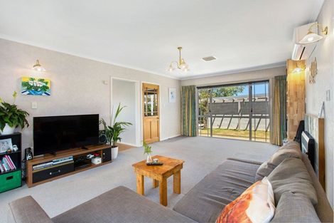 Photo of property in 30 The Quarterdeck, Whitby, Porirua, 5024