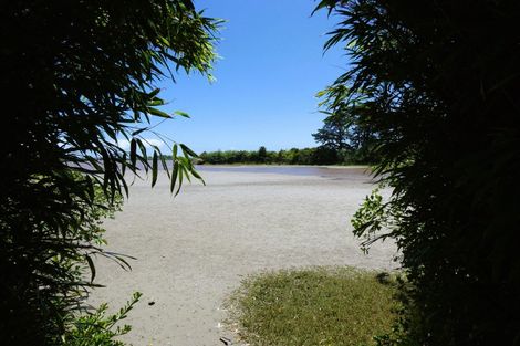 Photo of property in 72 Snodgrass Road, Westport, 7892