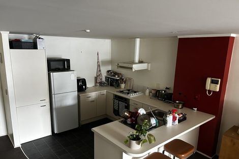 Photo of property in Grosvenor Cl, 19/6 Brown Street, Mount Cook, Wellington, 6021