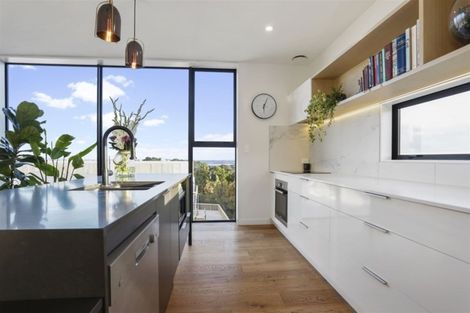 Photo of property in Sugar Lane Apartments, 13/31 Rawene Road, Birkenhead, Auckland, 0626