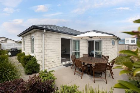 Photo of property in 8 Boyle Mews, Papamoa Beach, Papamoa, 3118