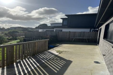 Photo of property in 5 Wyon Way, Flat Bush, Auckland, 2016