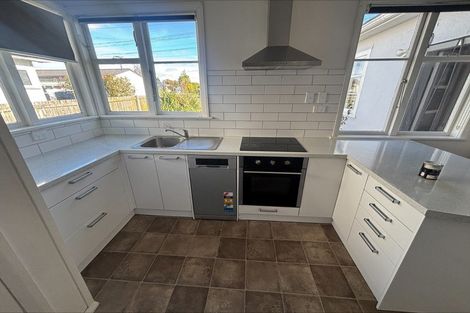 Photo of property in 14 Lewis Avenue, Aramoho, Whanganui, 4500