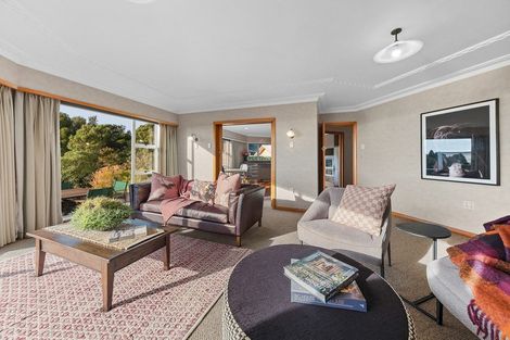 Photo of property in 410 Devon Street West, Lynmouth, New Plymouth, 4310