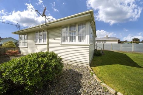 Photo of property in 83 Manawapou Road, Hawera, 4610