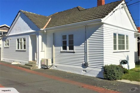 Photo of property in 8 Fife Lane, Miramar, Wellington, 6022