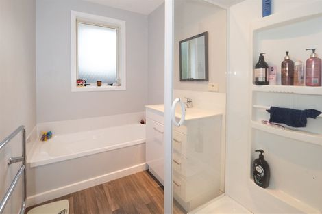 Photo of property in 5 Shearer Street, Tinwald, Ashburton, 7700