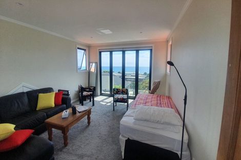 Photo of property in 11 Ronald Street, Strandon, New Plymouth, 4312