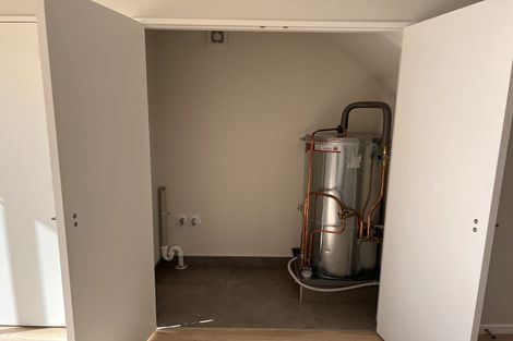 Photo of property in 1/39 Graham Avenue, Te Atatu Peninsula, Auckland, 0610