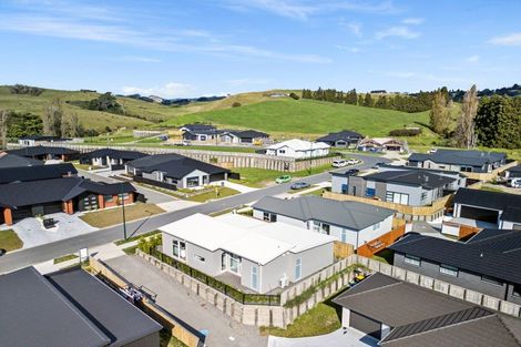 Photo of property in 261 Adler Drive, Ohauiti, Tauranga, 3112