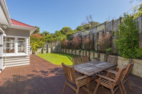 Photo of property in 28 Cashmere Avenue, Khandallah, Wellington, 6035